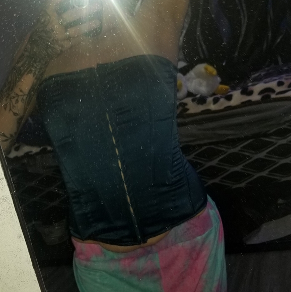 Size small dark navy corset - Picture 5 of 8